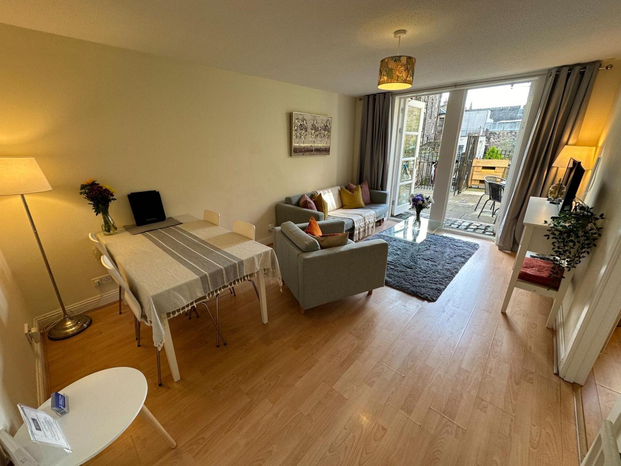 Castle Wynd Old Town Apartment Edinburgh Ngoại thất bức ảnh